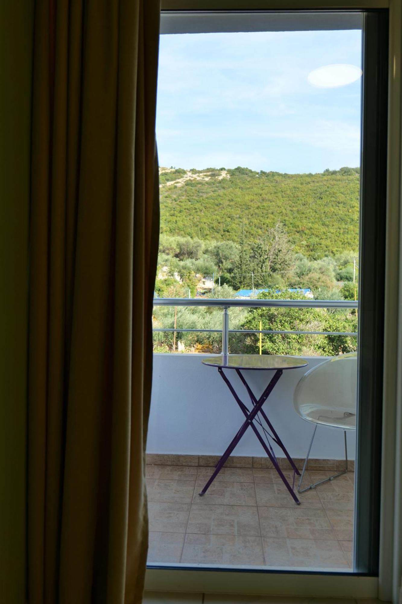 Hotel Jali Himare Exterior photo