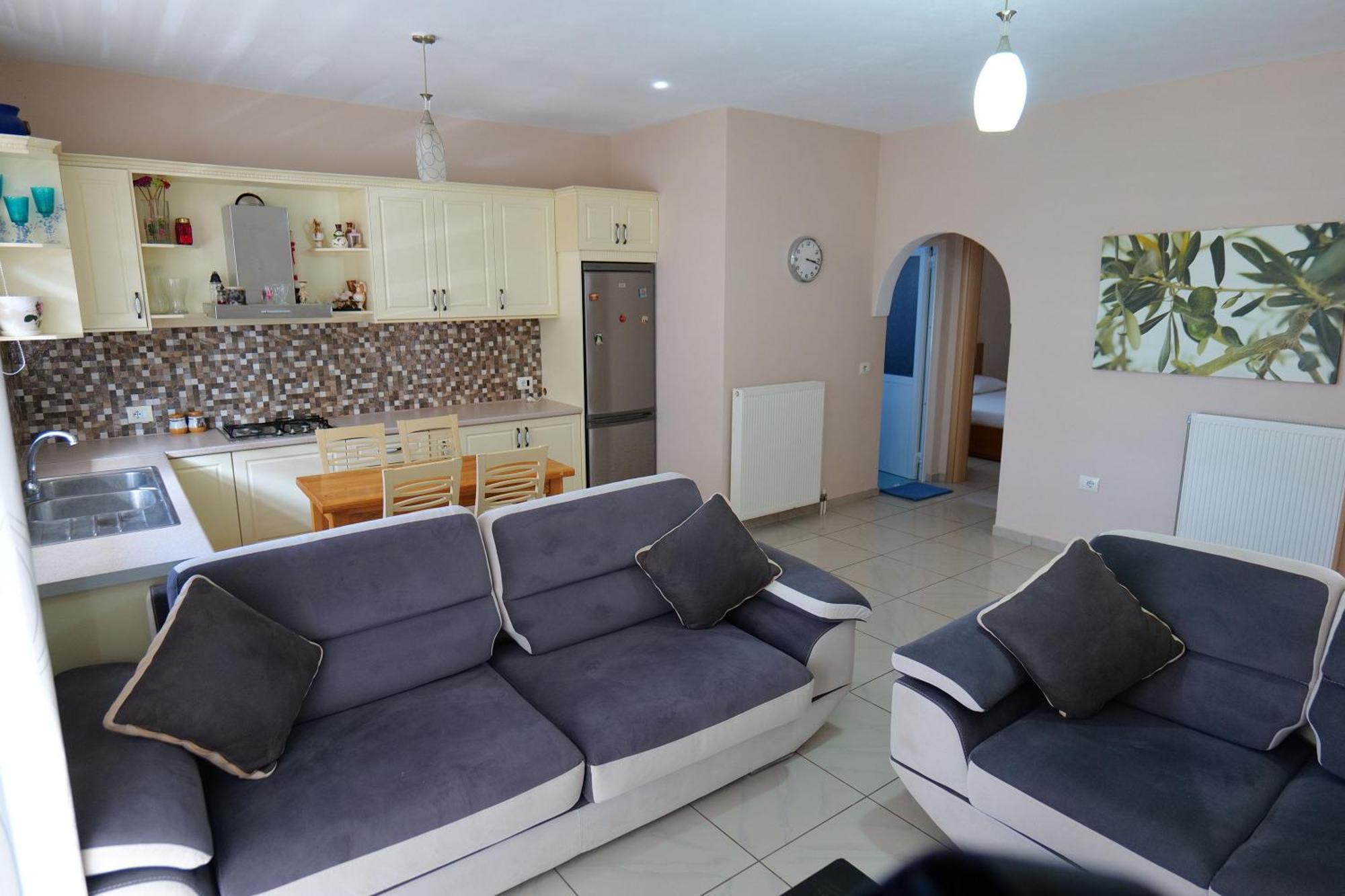 Hotel Jali Himare Exterior photo