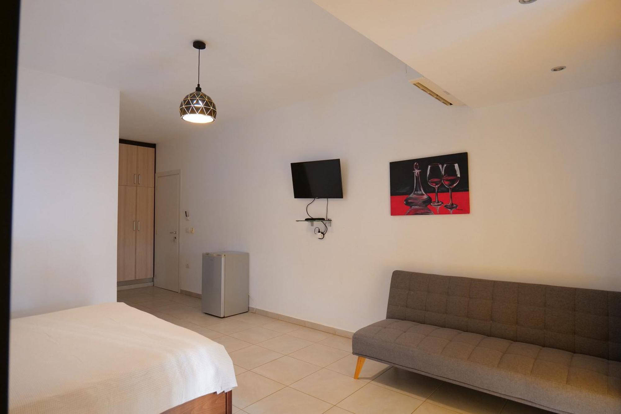 Hotel Jali Himare Exterior photo