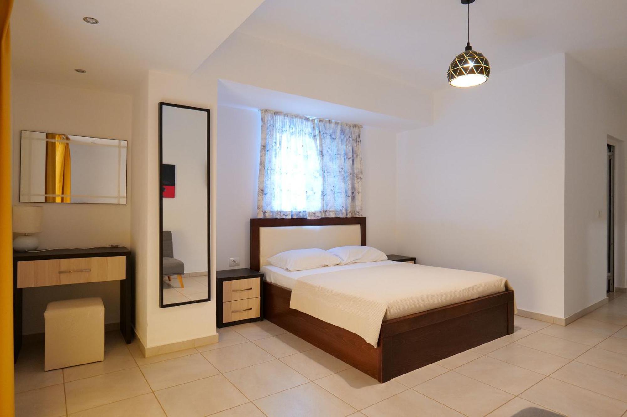 Hotel Jali Himare Exterior photo