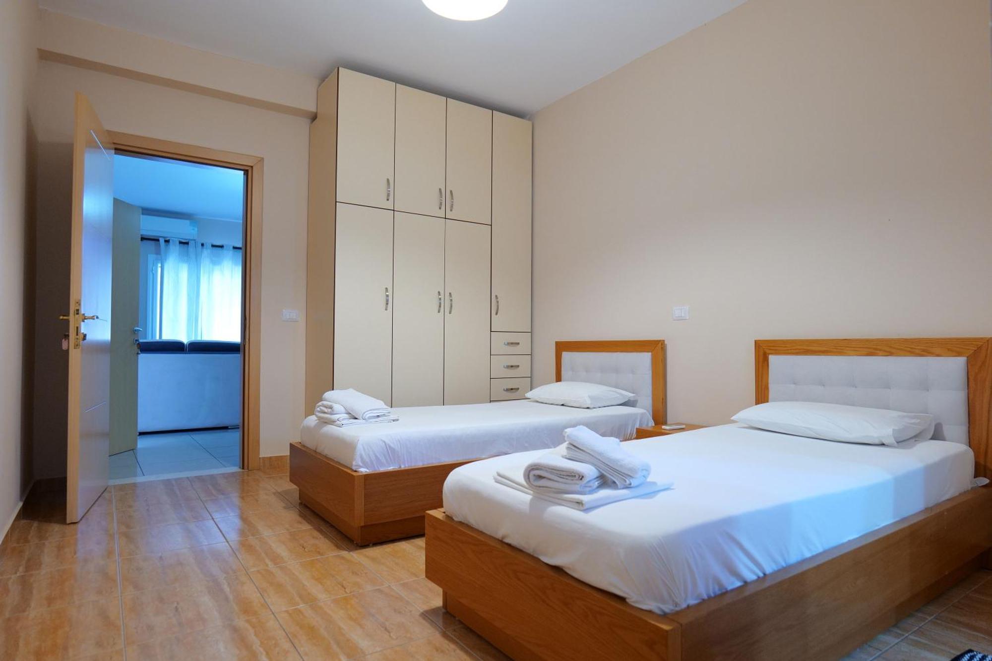 Hotel Jali Himare Exterior photo