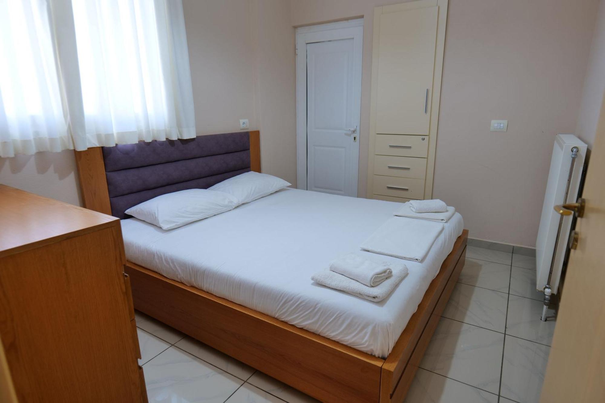 Hotel Jali Himare Exterior photo