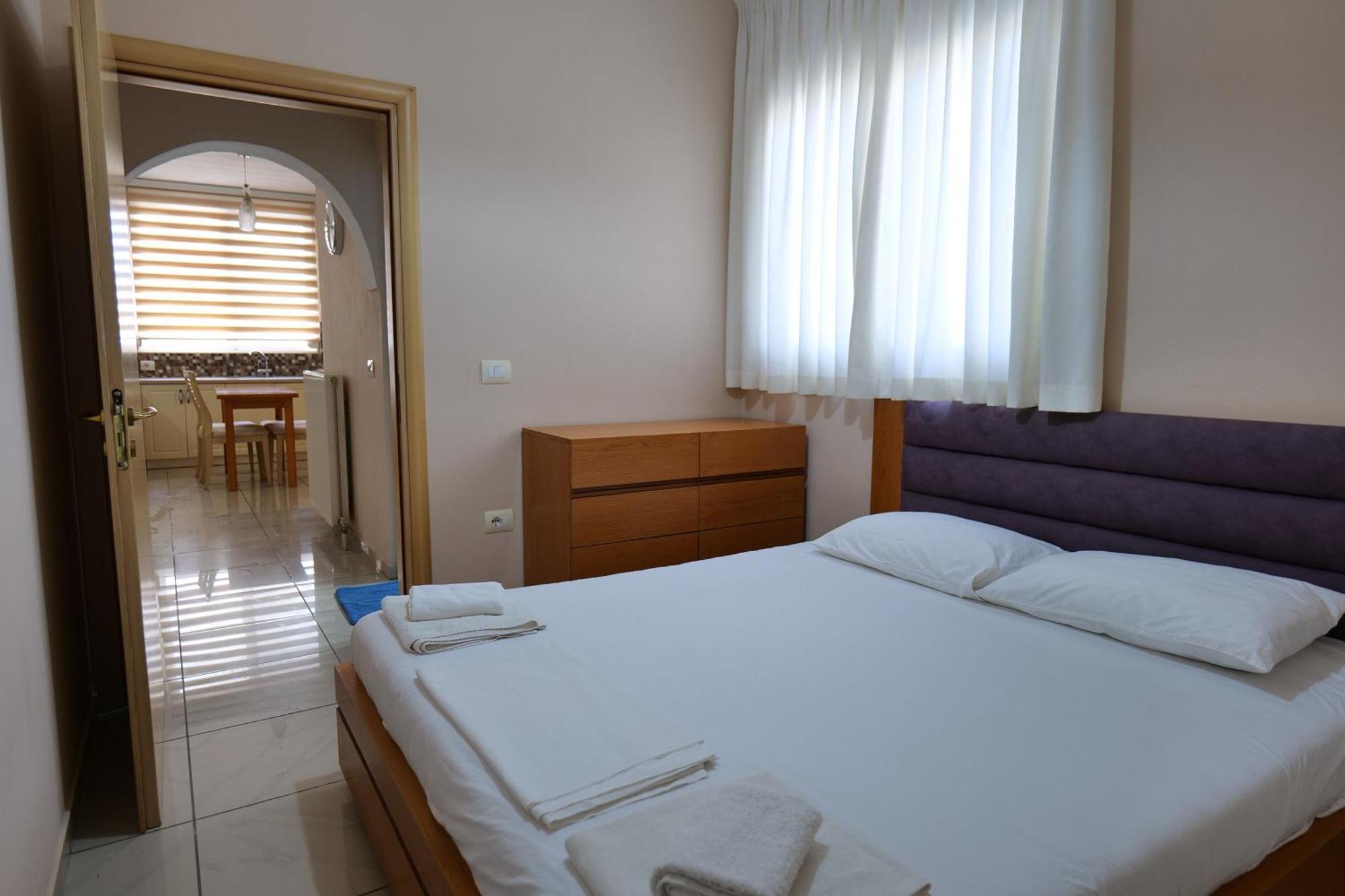 Hotel Jali Himare Exterior photo