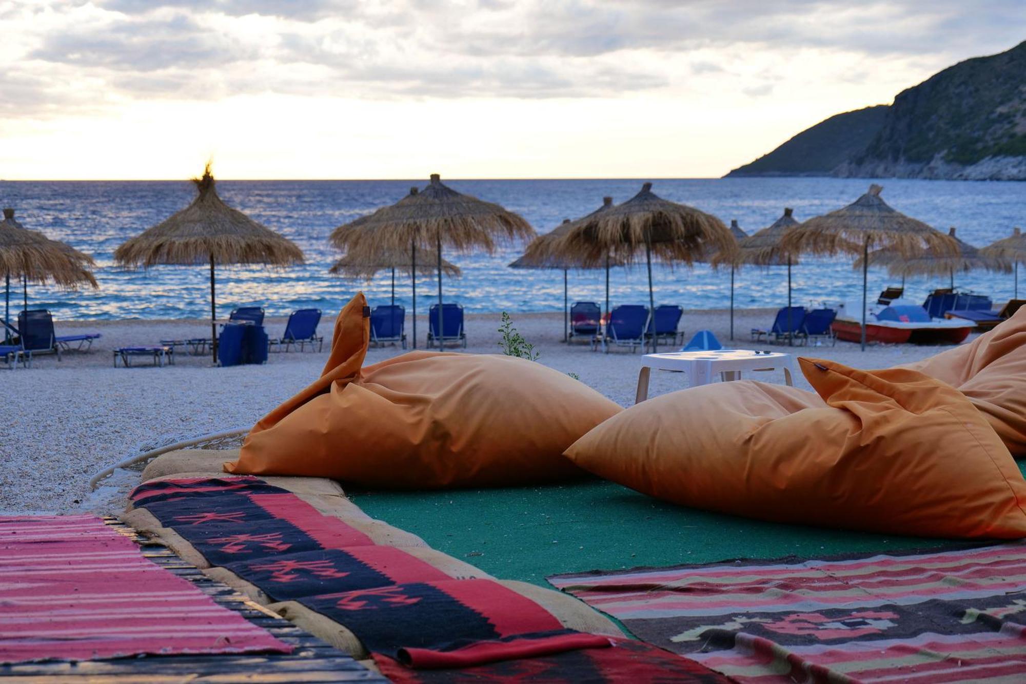 Hotel Jali Himare Exterior photo